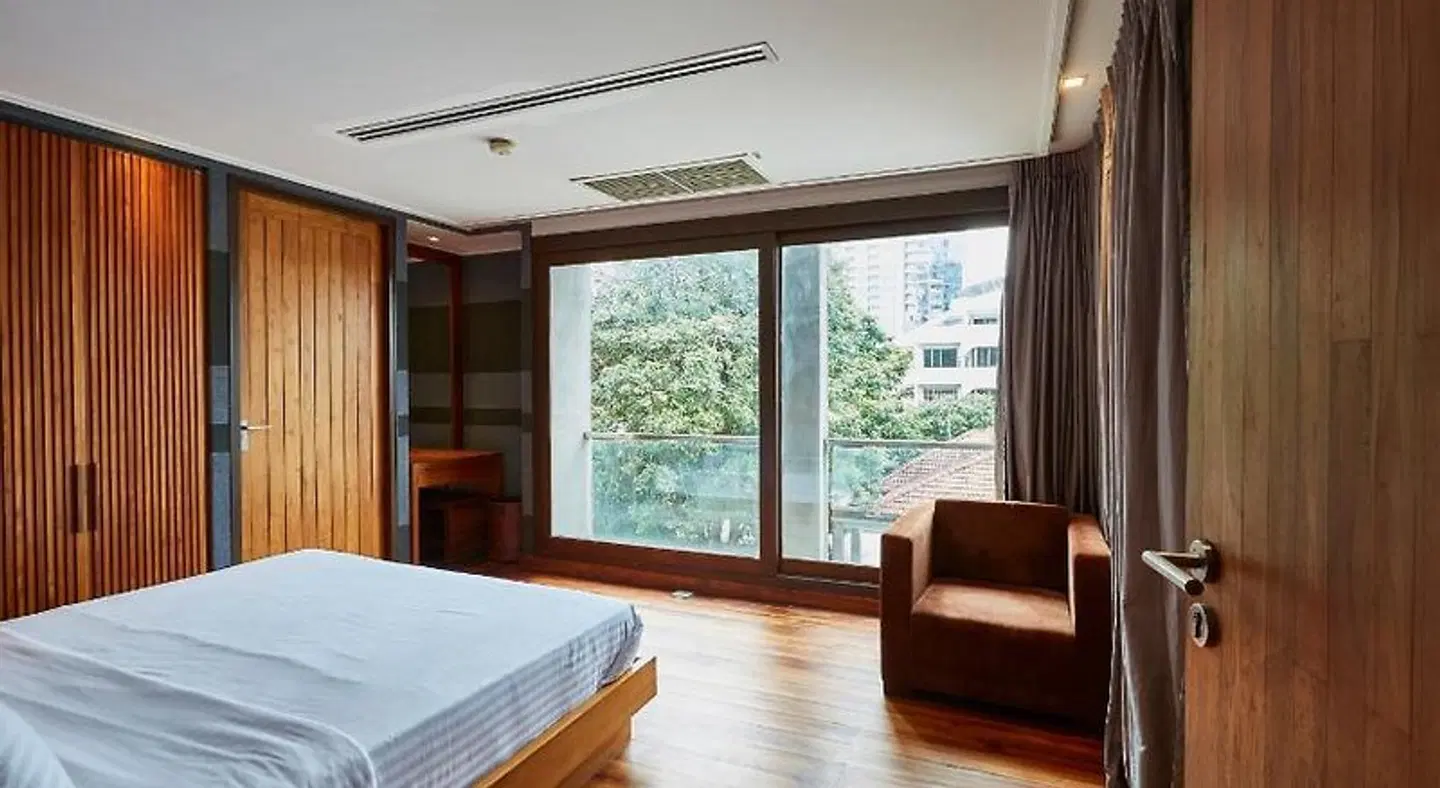 Luxx XL at Langsuan ROOM_EXAMPLE