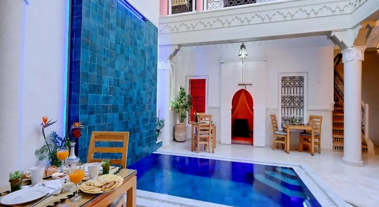 Riad Al Ralia Hallenbad