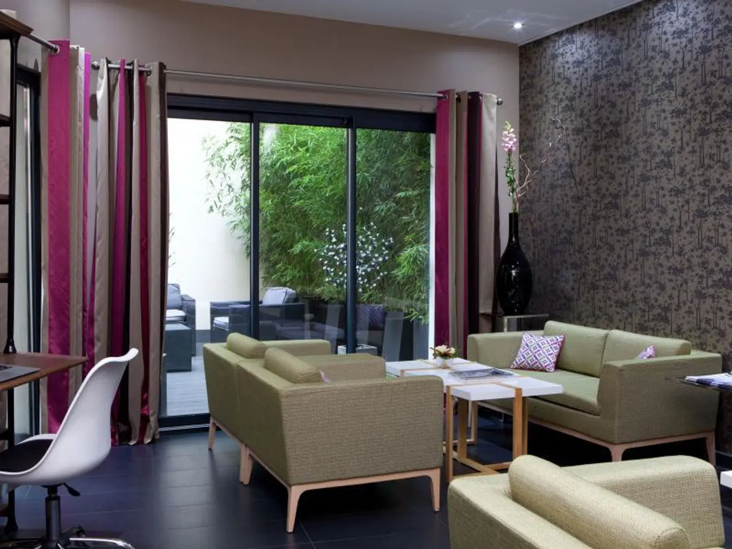 Serotel Suites Hôtel Konferenz