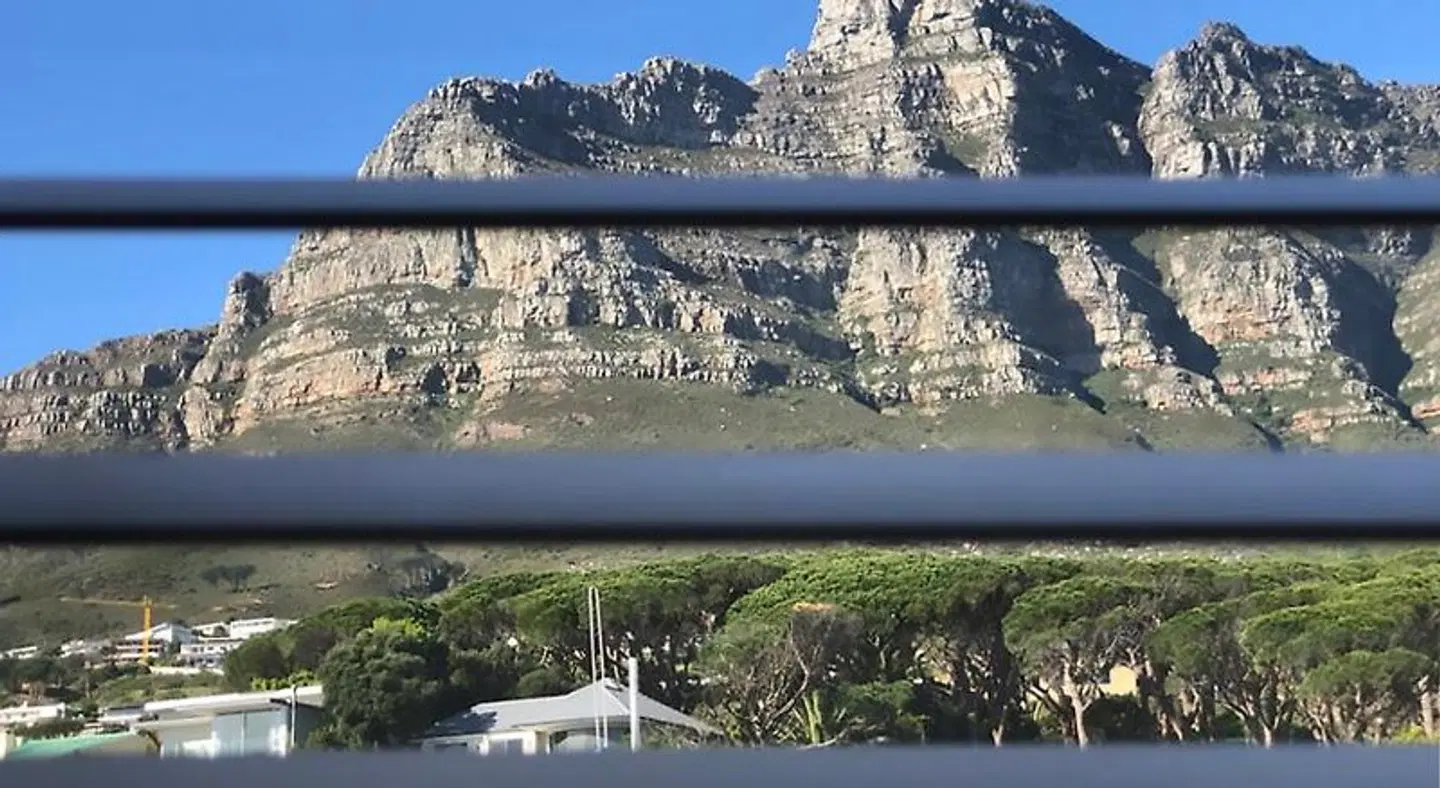 Balfour Place Guesthouse LANDSCAPE