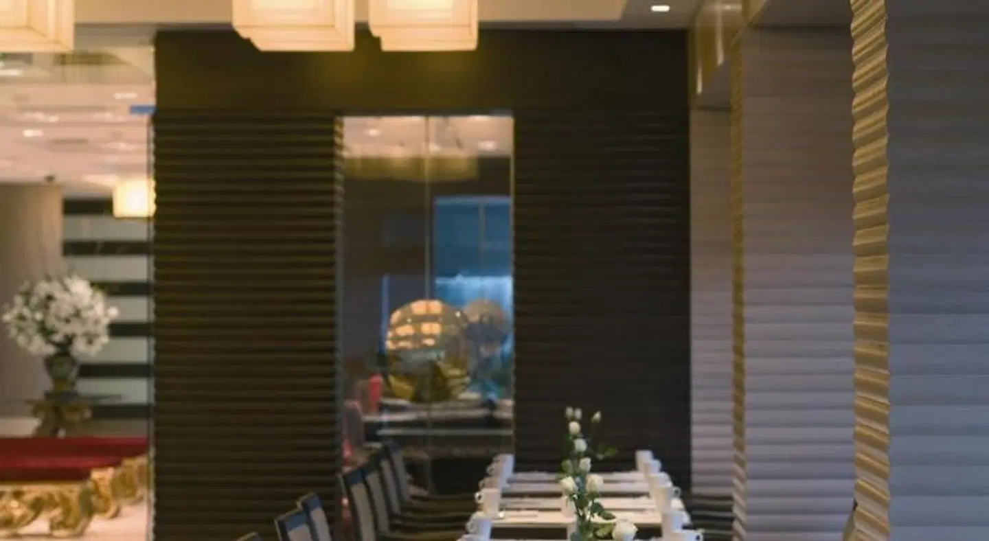 Mövenpick Hotel Izmir Restaurant