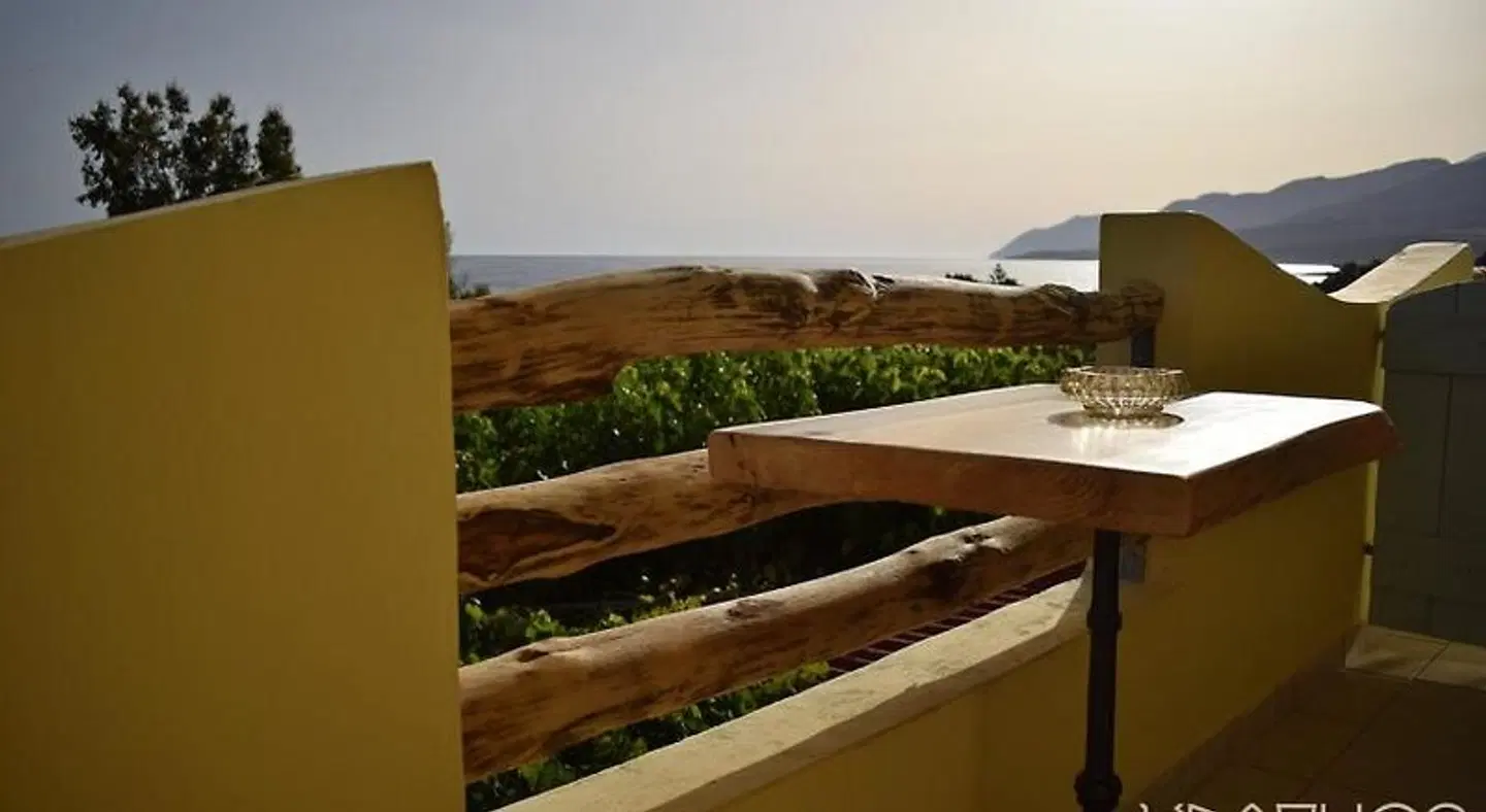 Vrachos Apartments Terrasse