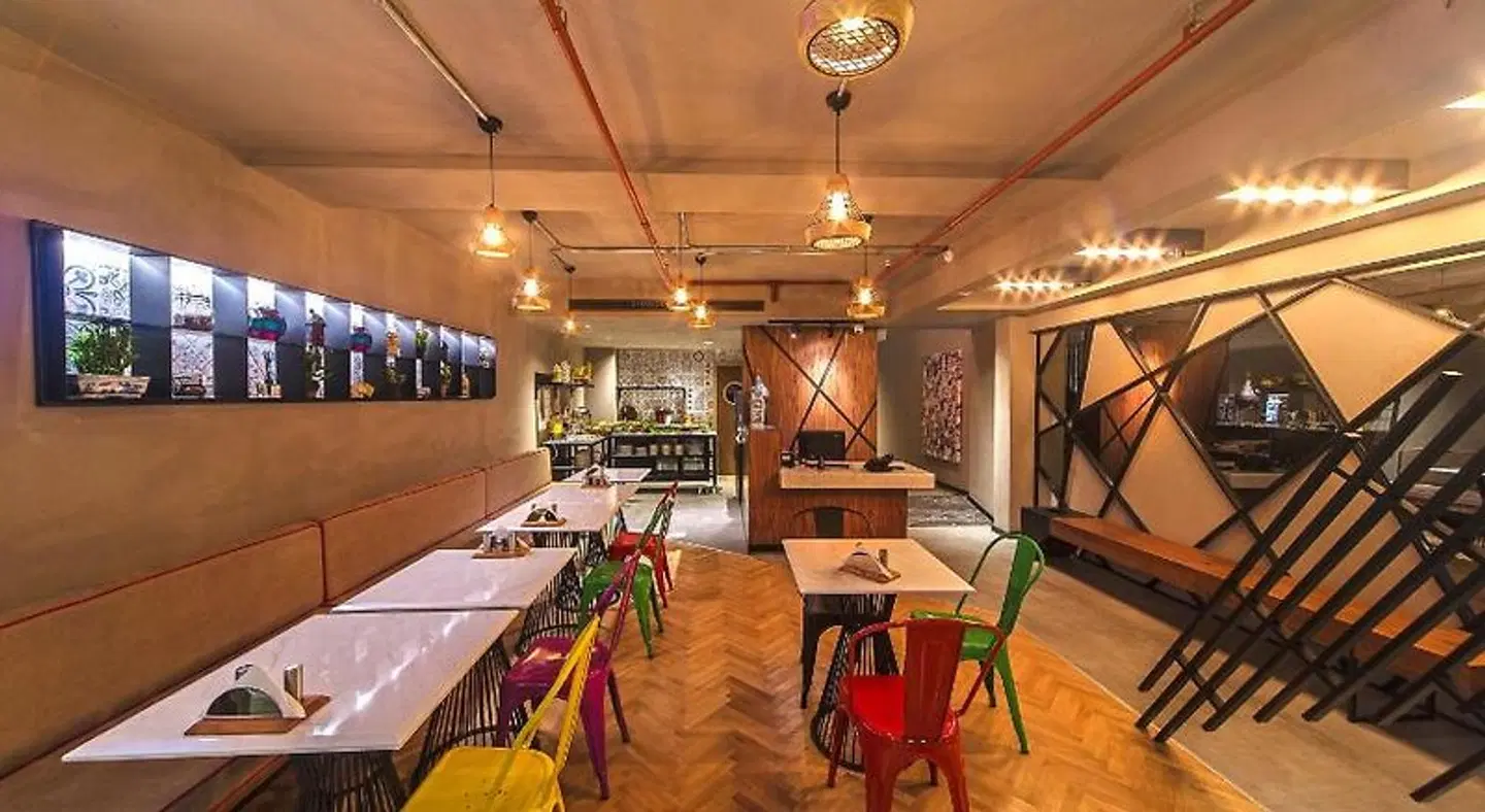 Redmont Hotel Nisantasi Restaurant