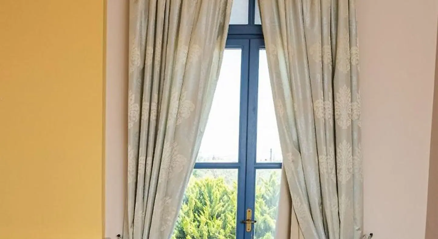 Sourediko ROOM_EXAMPLE