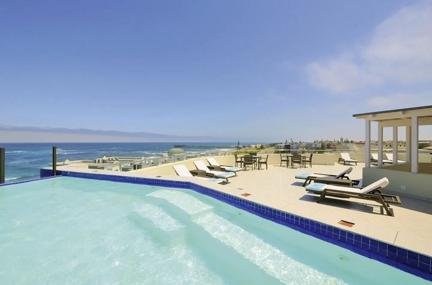 Beach Hotel Swakopmund OUTDOOR_POOL