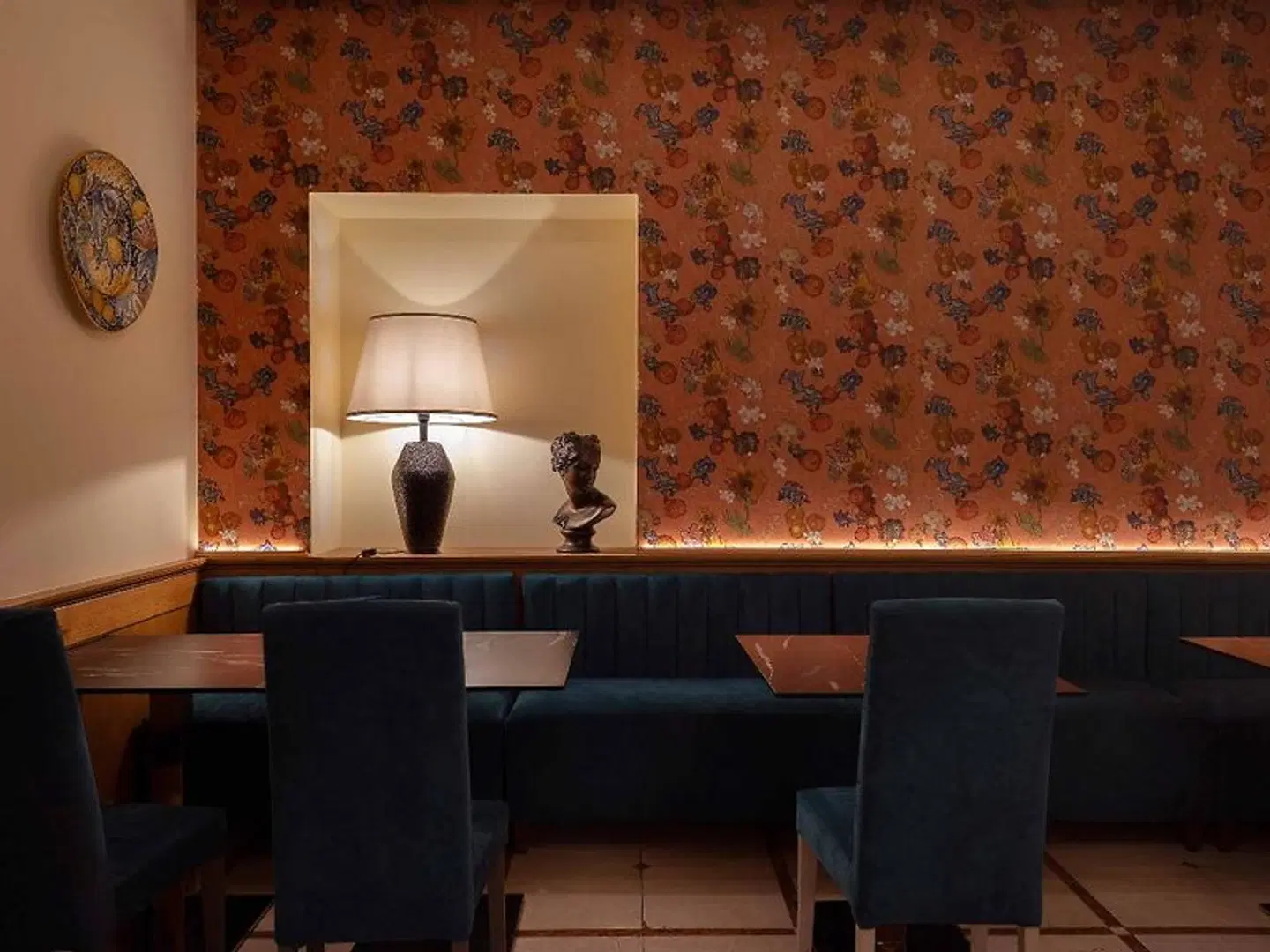 Europa Grand Hotel Bar