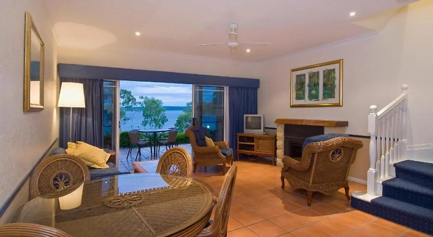 Tinaroo Lake Resort ROOM_EXAMPLE