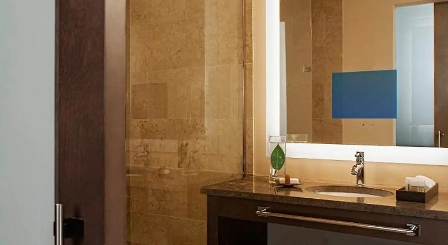 Hyatt at Olive 8 Badezimmer