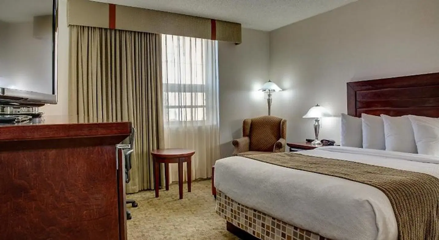 Best Western Plus City Centre Inn ROOM_EXAMPLE