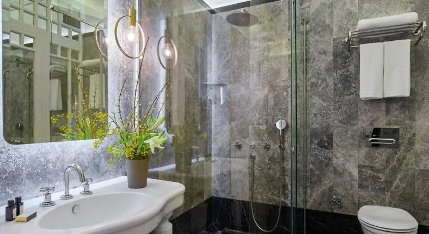 Mr.CAS Hotels Badezimmer