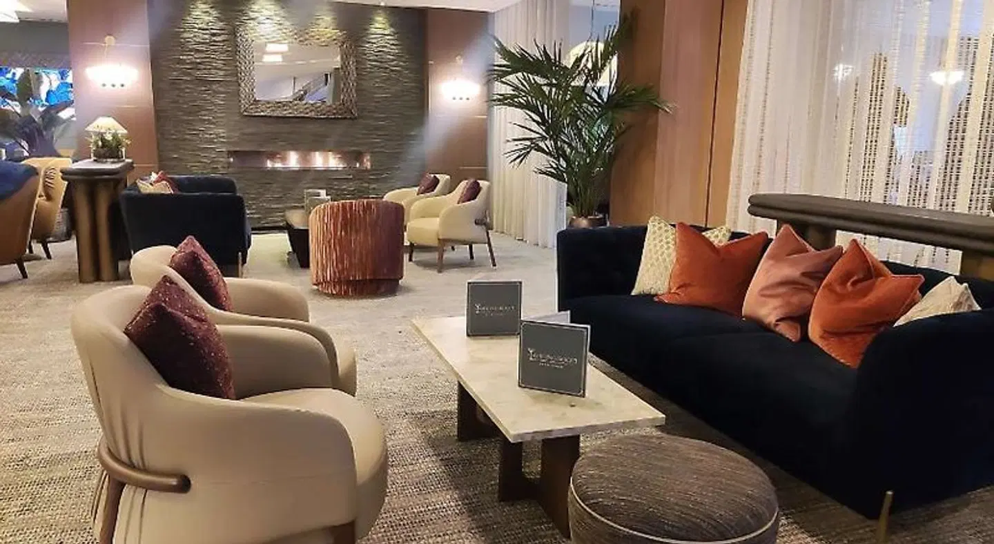 DoubleTree by Hilton London - West End LOUNGE_LOBBY