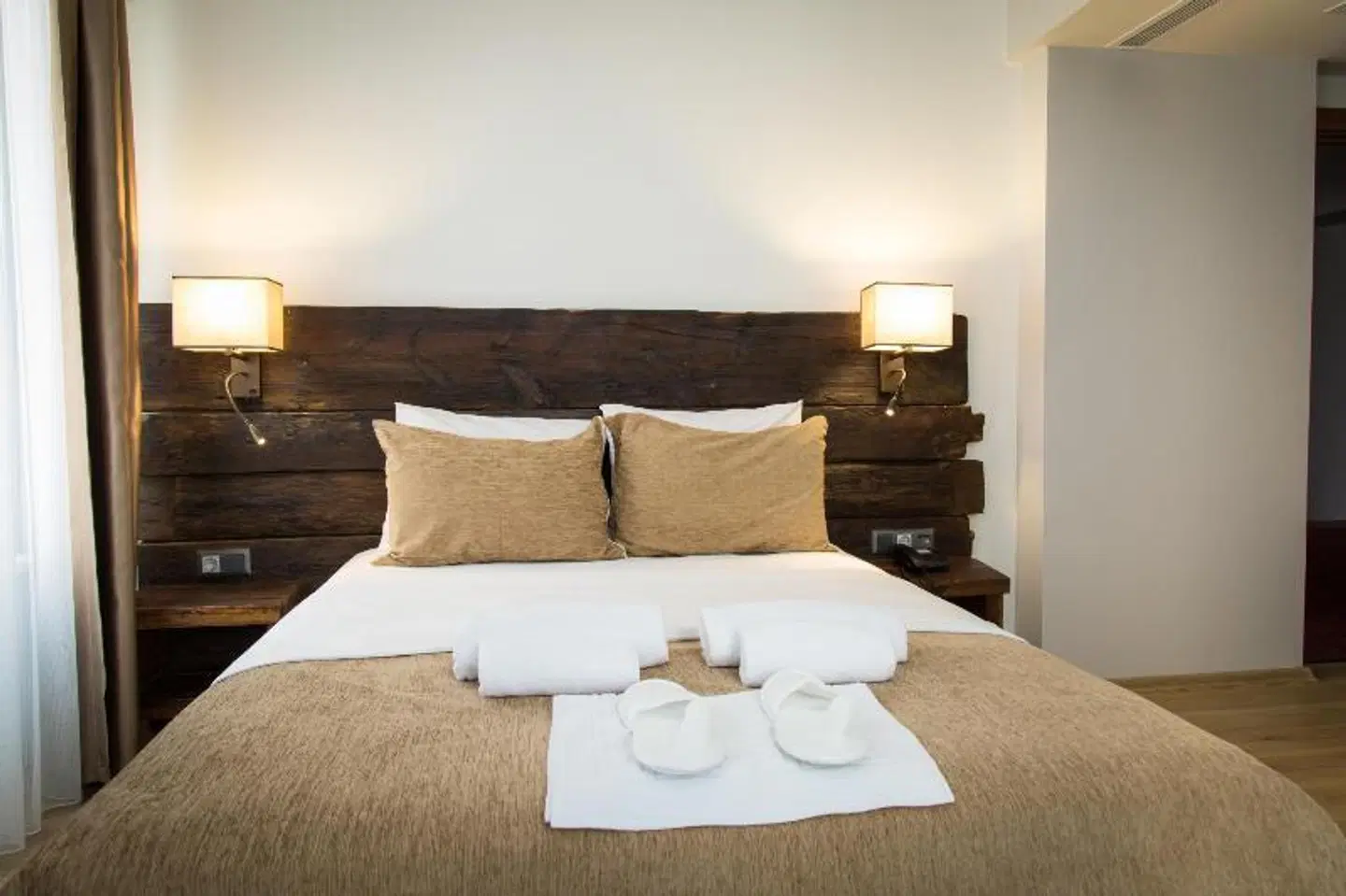 Double DD Hotel ROOM_EXAMPLE