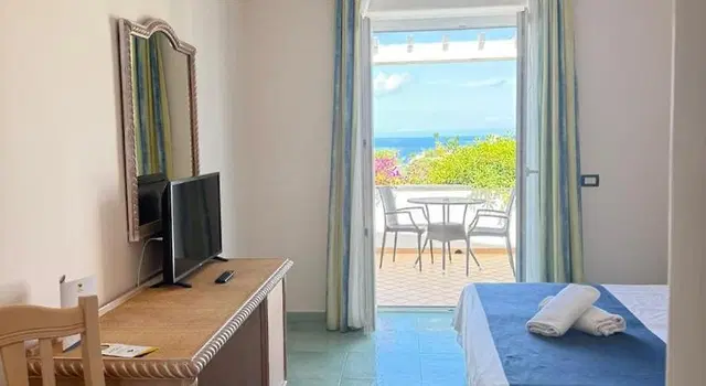 Albatros ROOM_EXAMPLE