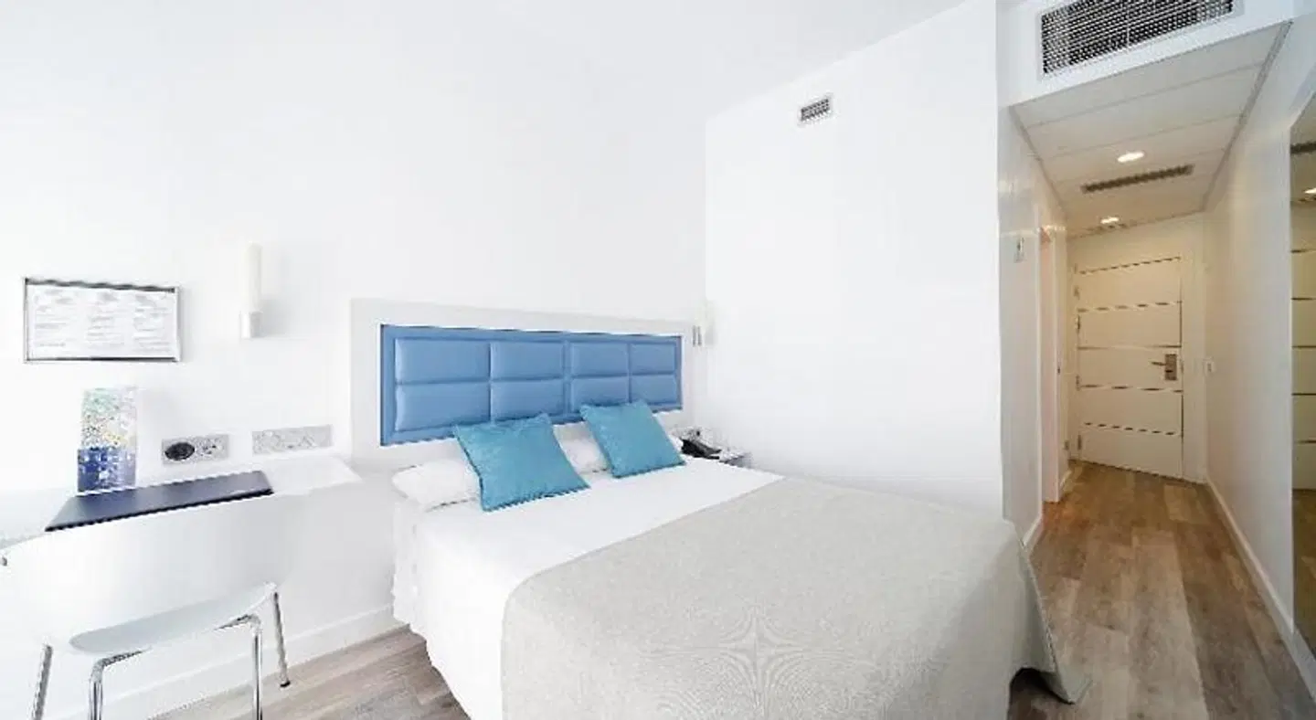 Blue Santa Rosa ROOM_EXAMPLE