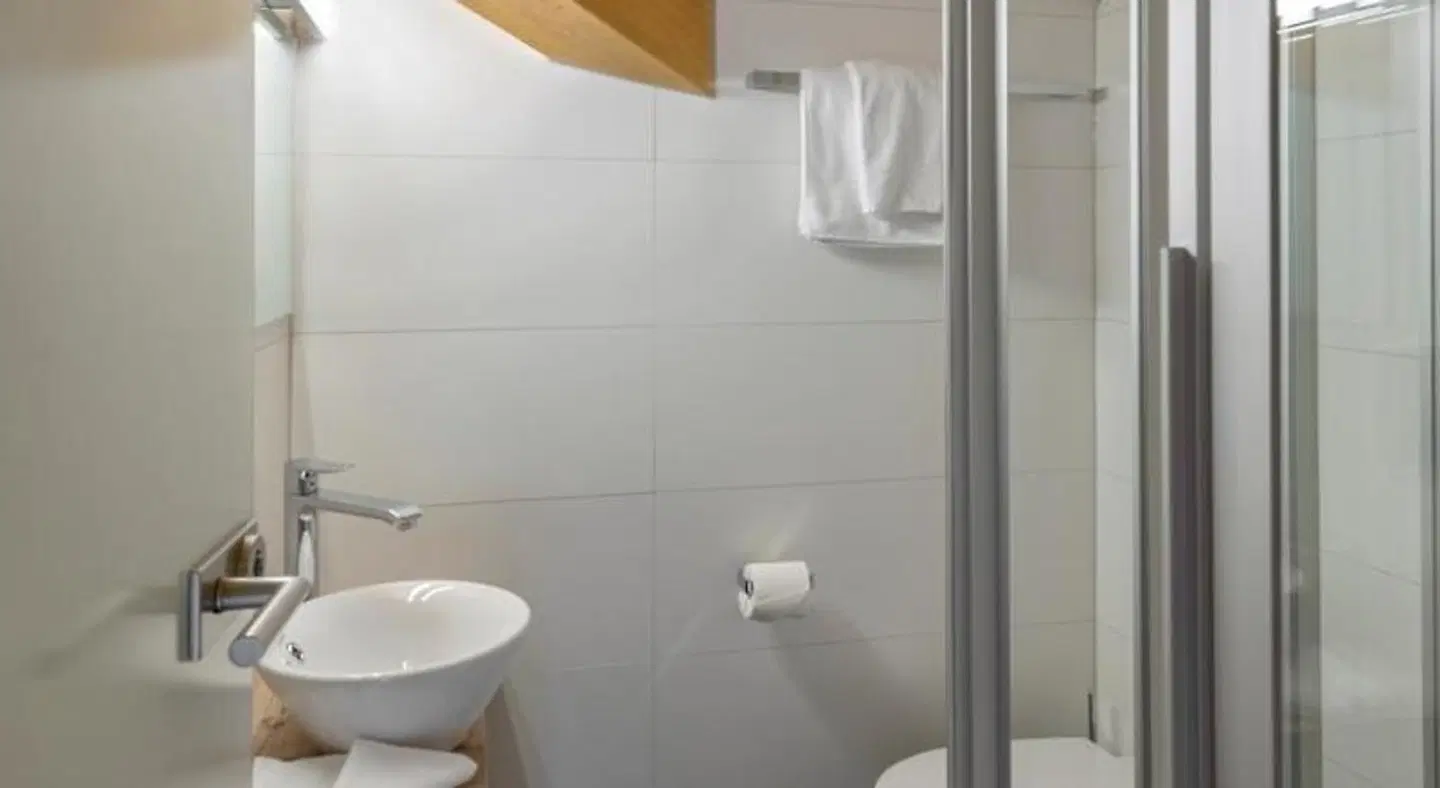 Chalet Hotel Schönegg Badezimmer