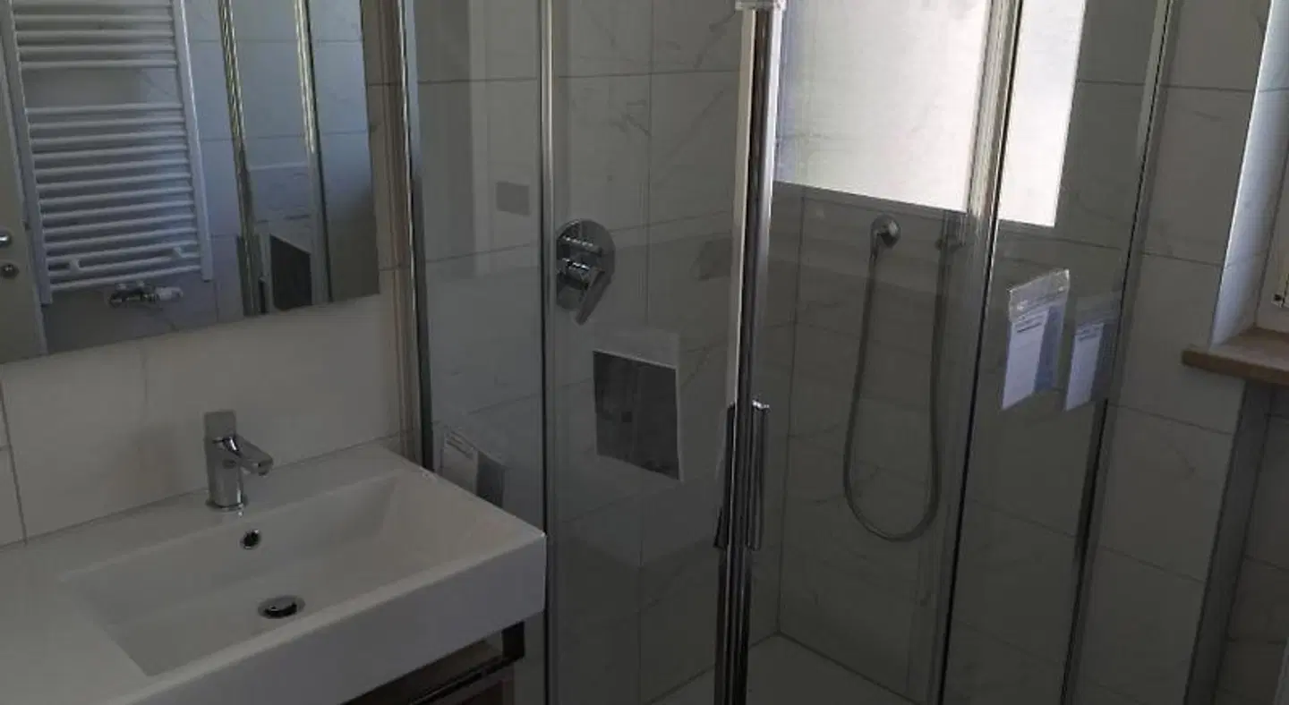 Tourist Hotel Badezimmer