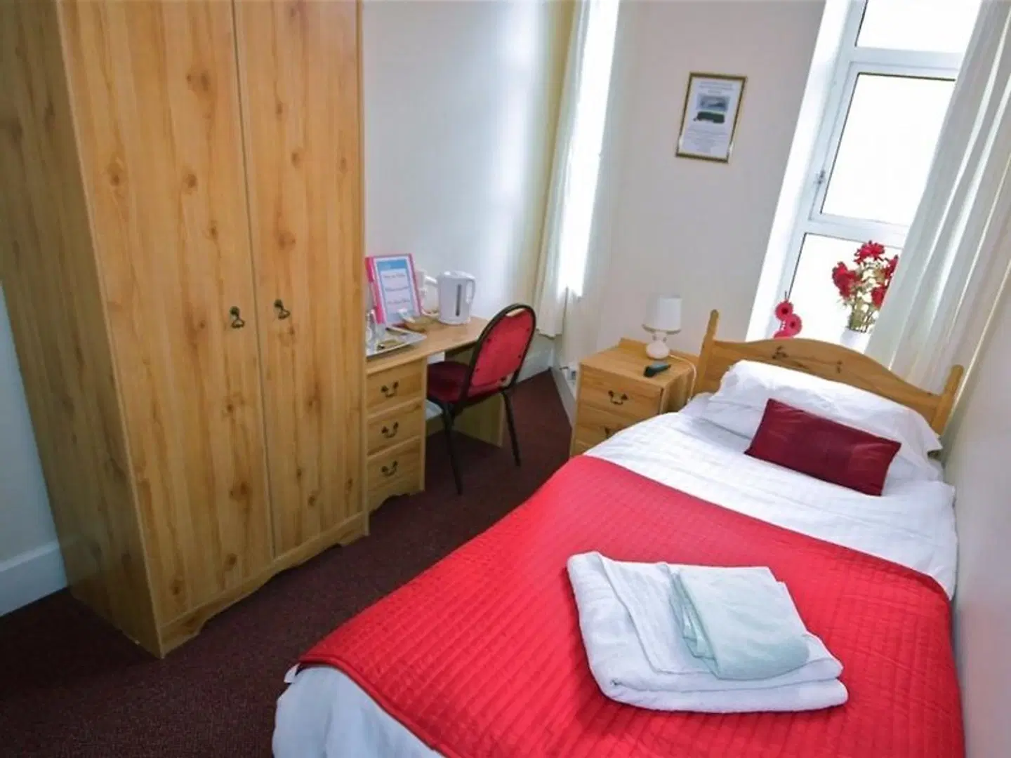 The Firs Bed and Breakfast ROOM_EXAMPLE