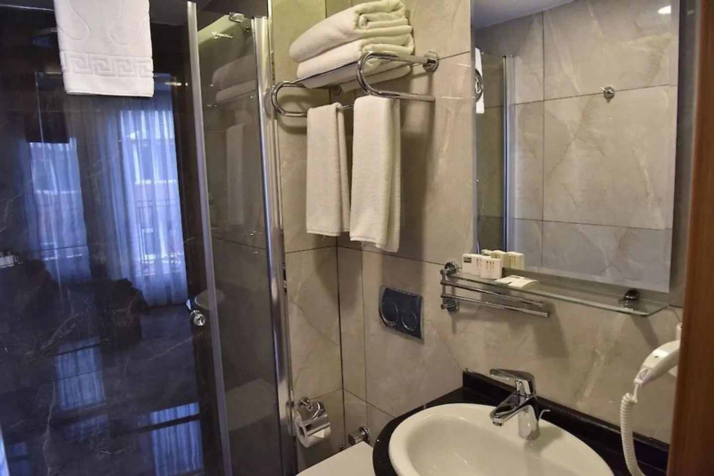 Four Seven Hotel Badezimmer