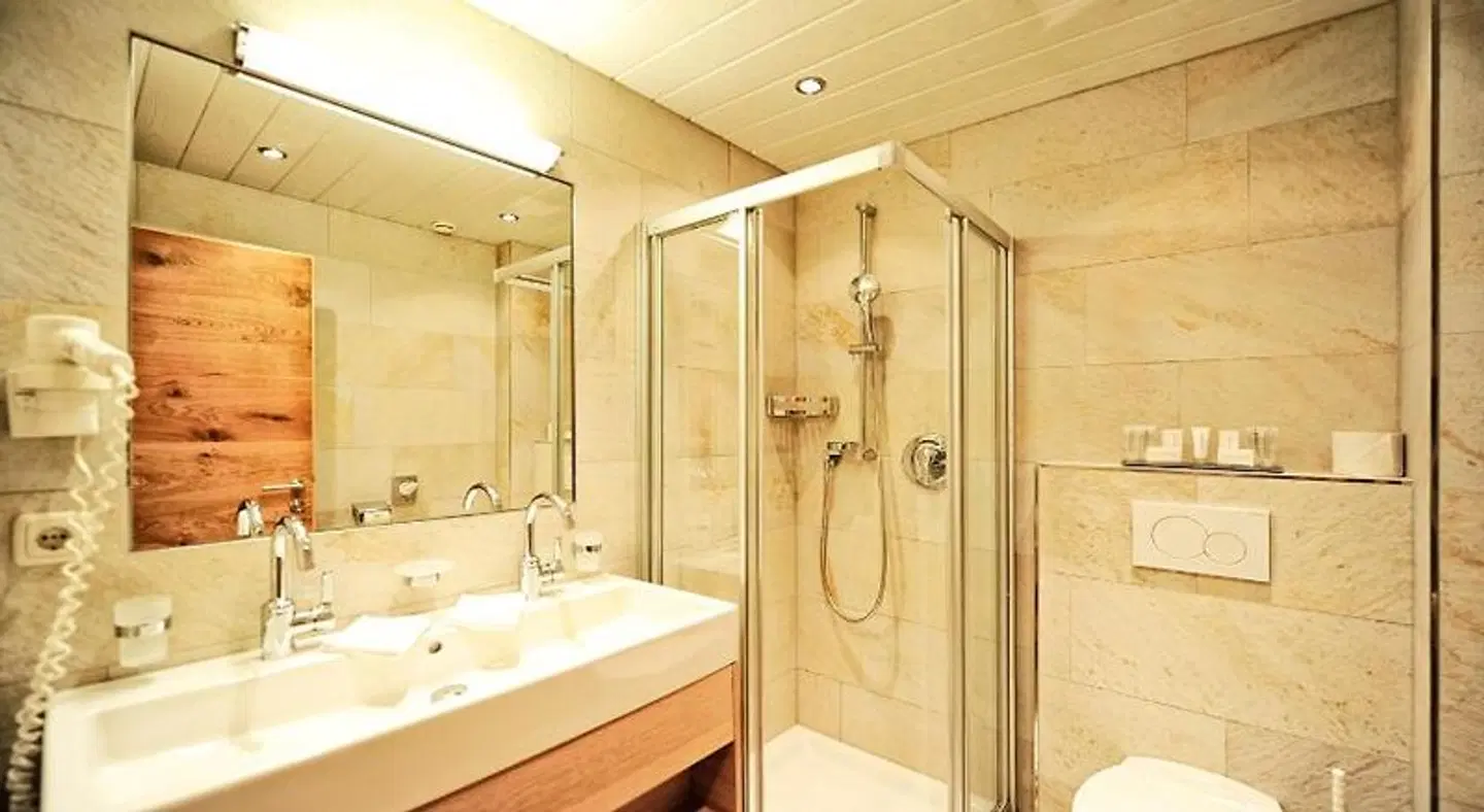 Salnerhof Superior Lifestyle Resort Badezimmer