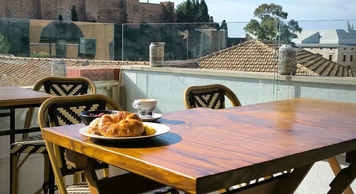 Alcazaba Premium Hostel Terrasse