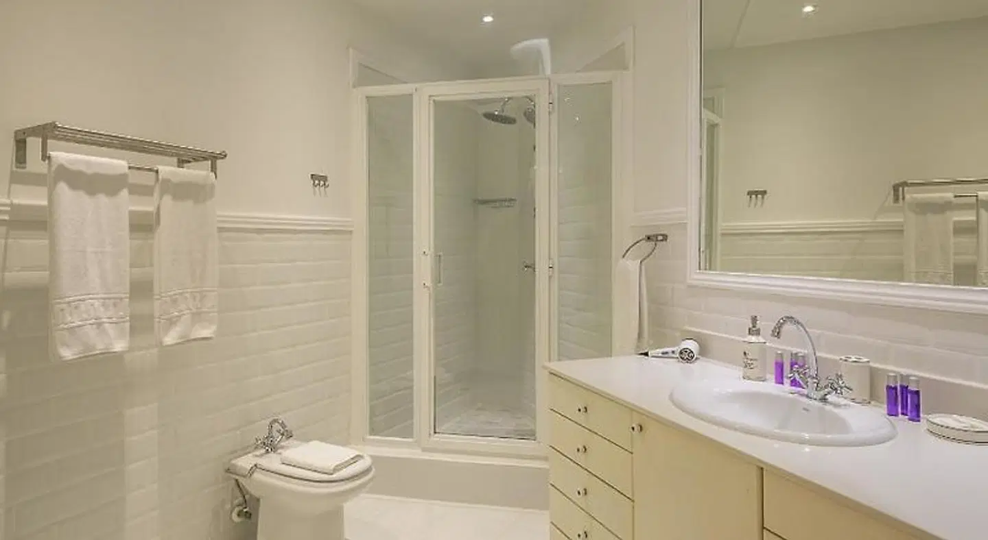 Hostal Central Palace Madrid Badezimmer