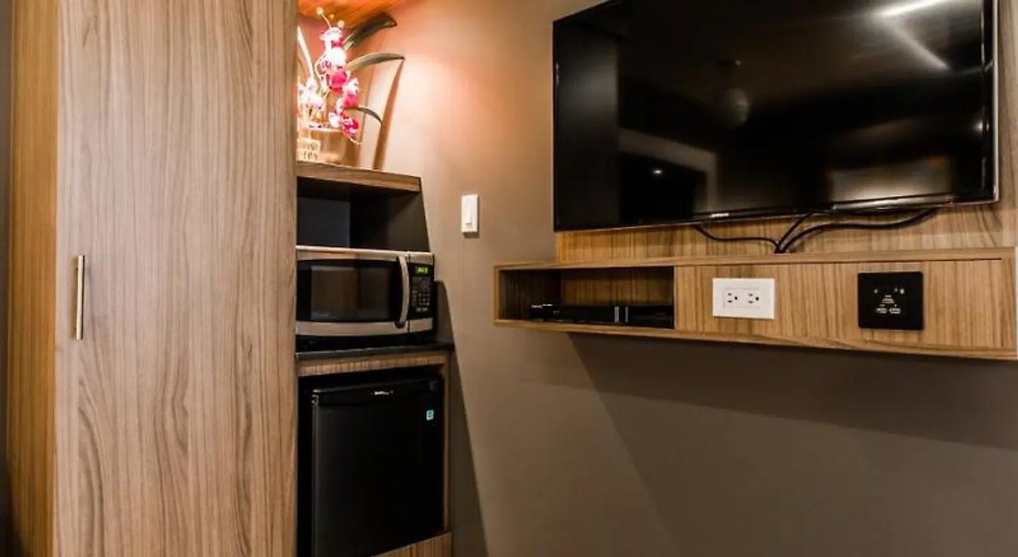 Olux Hotel-Motel-Suites ROOM_EXAMPLE
