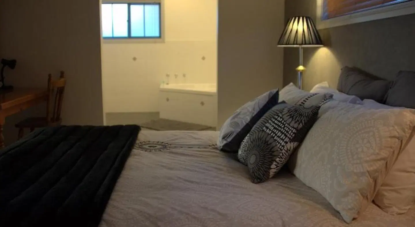 Swaggers Motor Inn ROOM_EXAMPLE