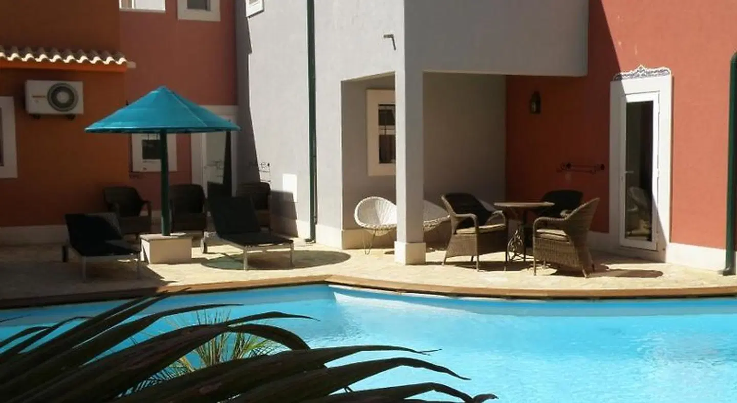 Charming Residence Dom Manuel I - Guesthouse OUTDOOR_POOL