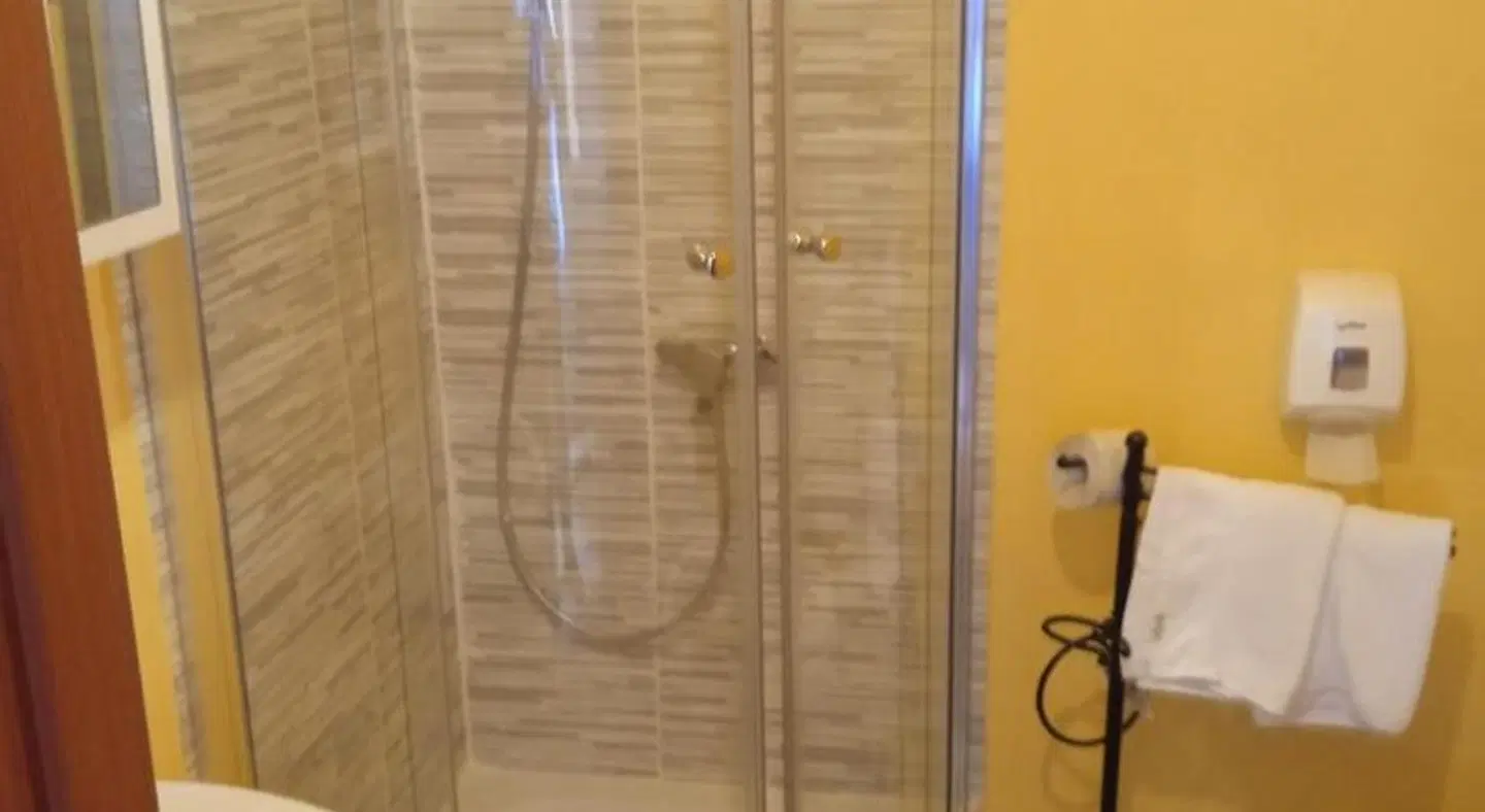 Hotel Europa Badezimmer