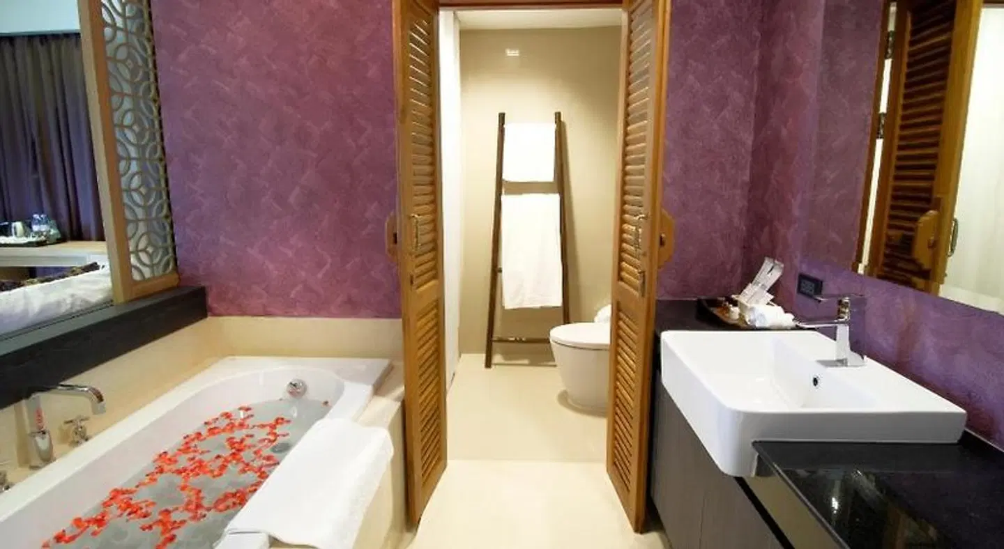 Tapae Gate Villa Badezimmer