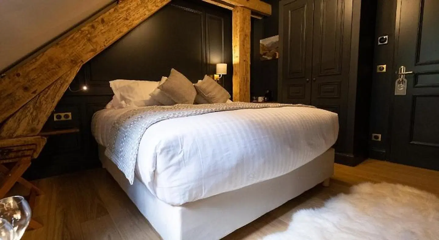 Hotel du cirque et de la cascade ROOM_EXAMPLE