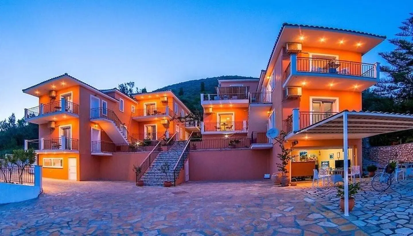 San Lazzaro EXTERIOR