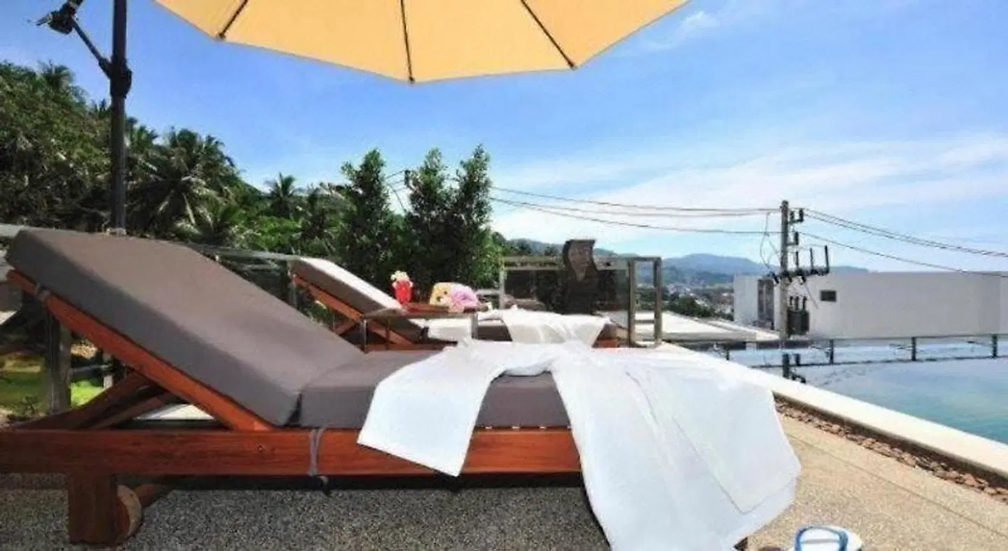 Lae Lay Suites Terrasse