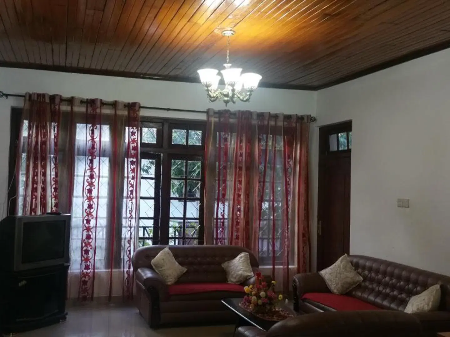 Crystal Lake Resort LOUNGE_LOBBY