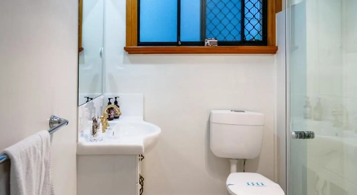 The Village B&B Badezimmer