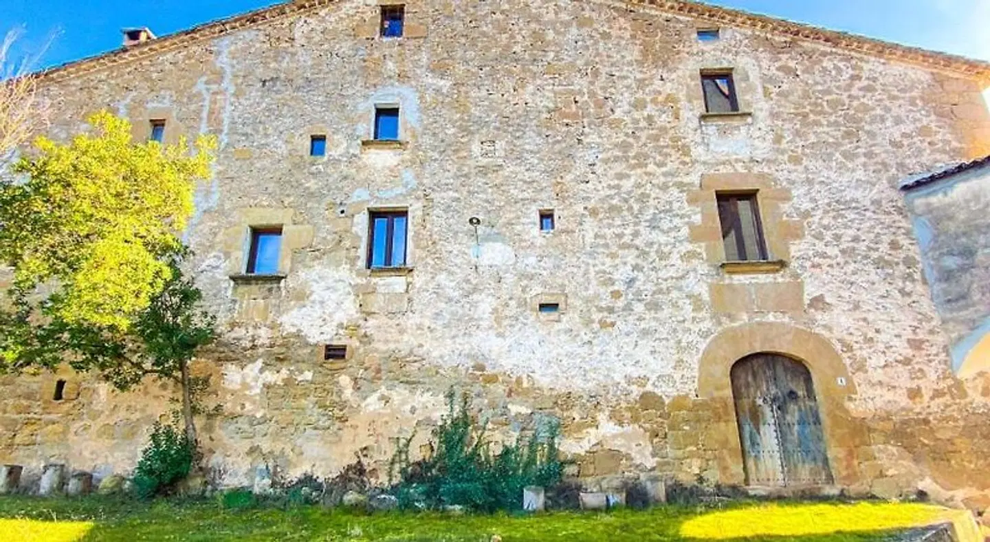Rectoria Sant Petrus de Madrona EXTERIOR