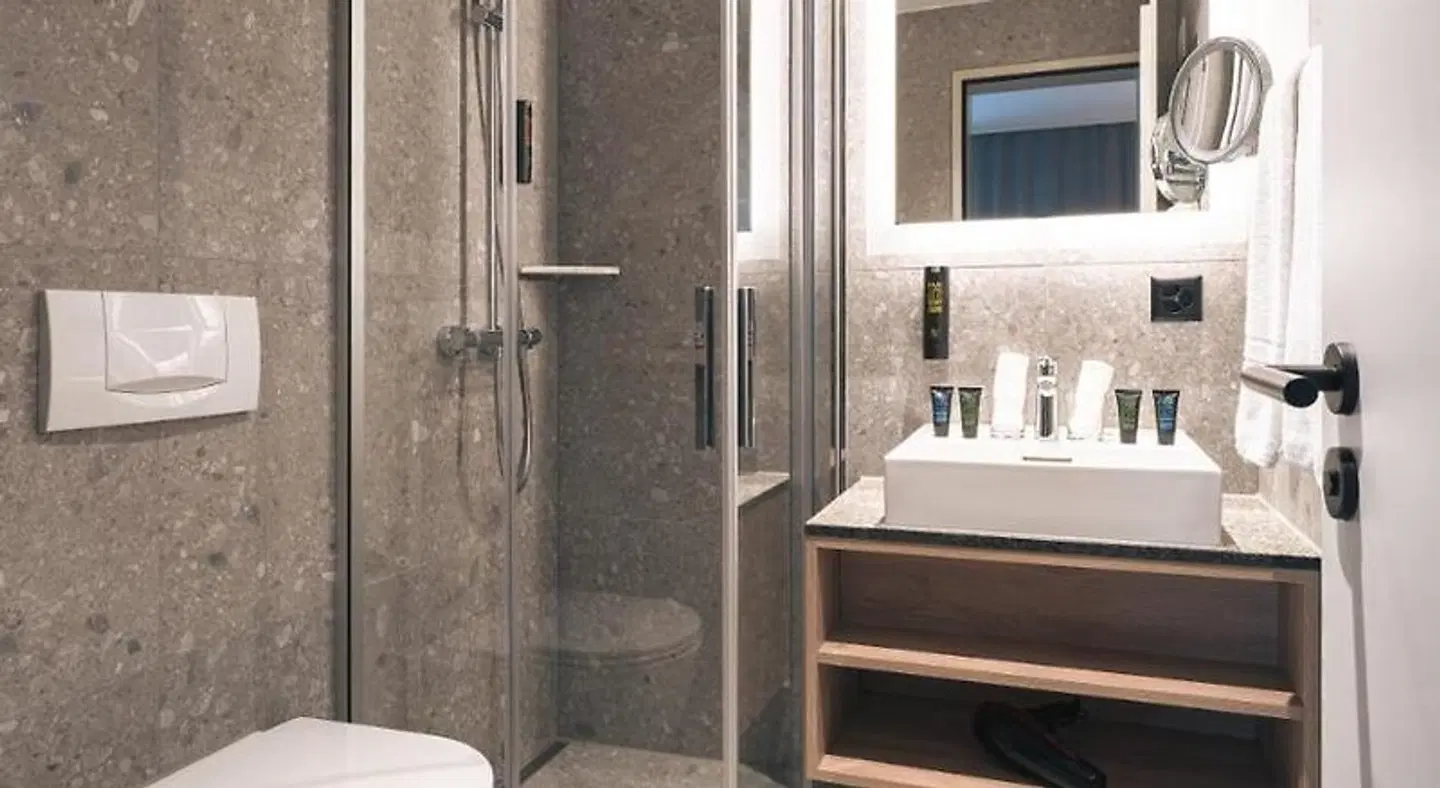 Swiss Holiday Park Resort Badezimmer