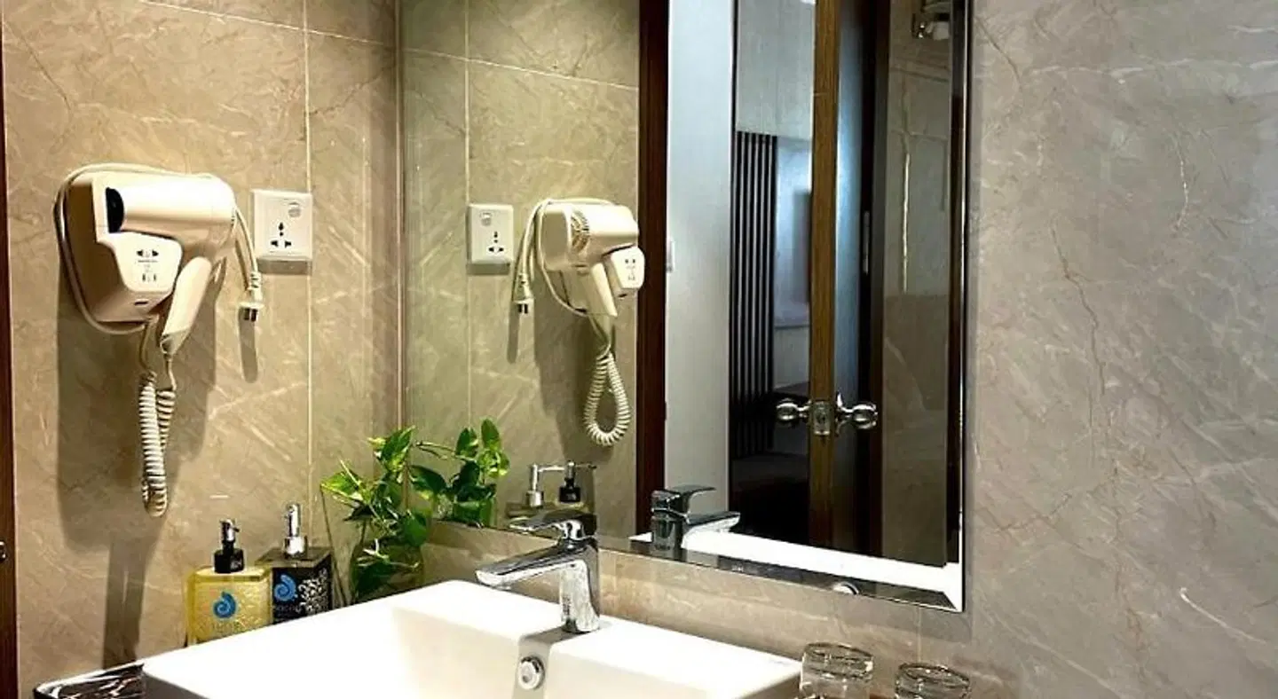 Sochi Hotel Badezimmer
