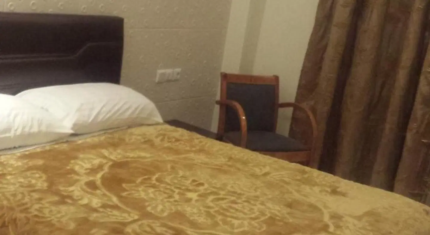 Ermis ROOM_EXAMPLE