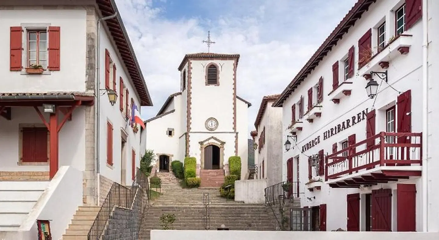 Auberge hiribarren EXTERIOR
