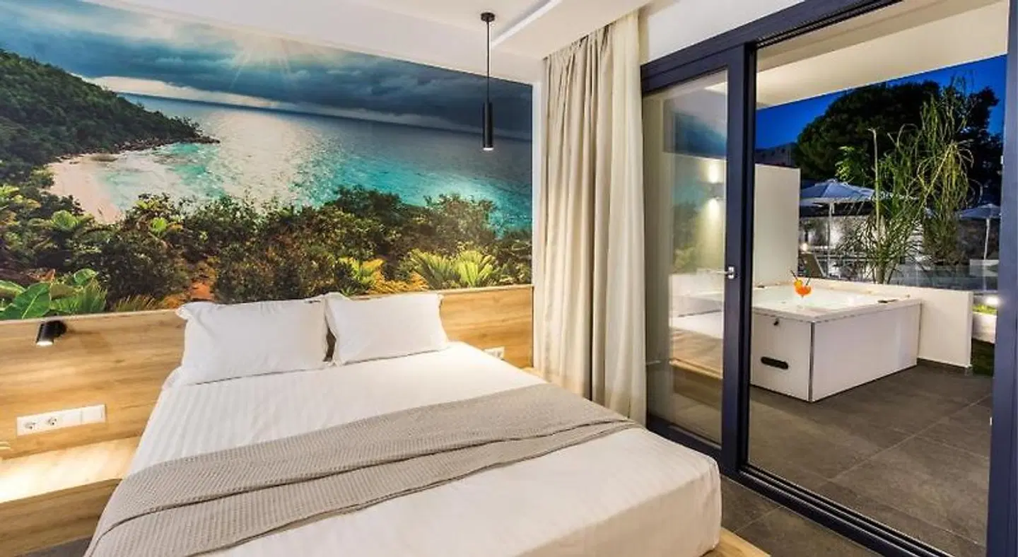 Epicentrum Suites Fresh ROOM_EXAMPLE