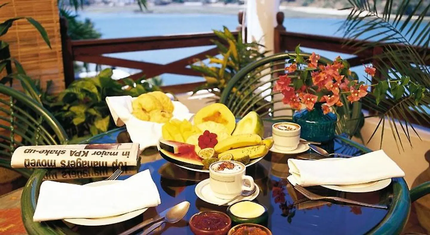 Tamarind Village Apartments Restaurant