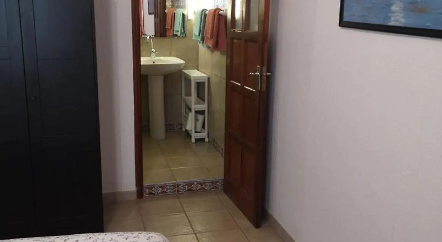 Apartamentos La Fuente Badezimmer