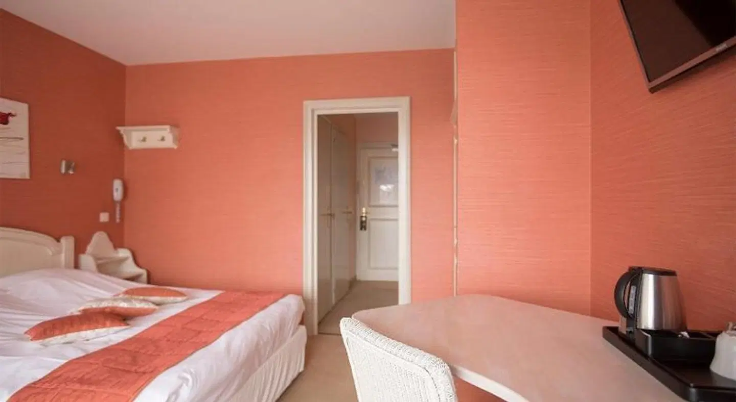 Auberge Du Cheval Blanc ROOM_EXAMPLE