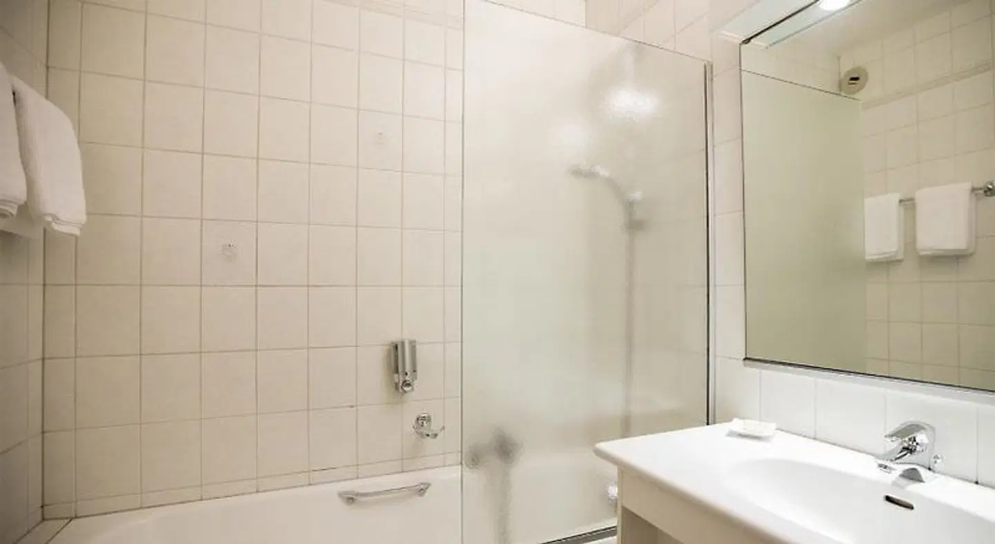 Auberge Du Cheval Blanc Badezimmer