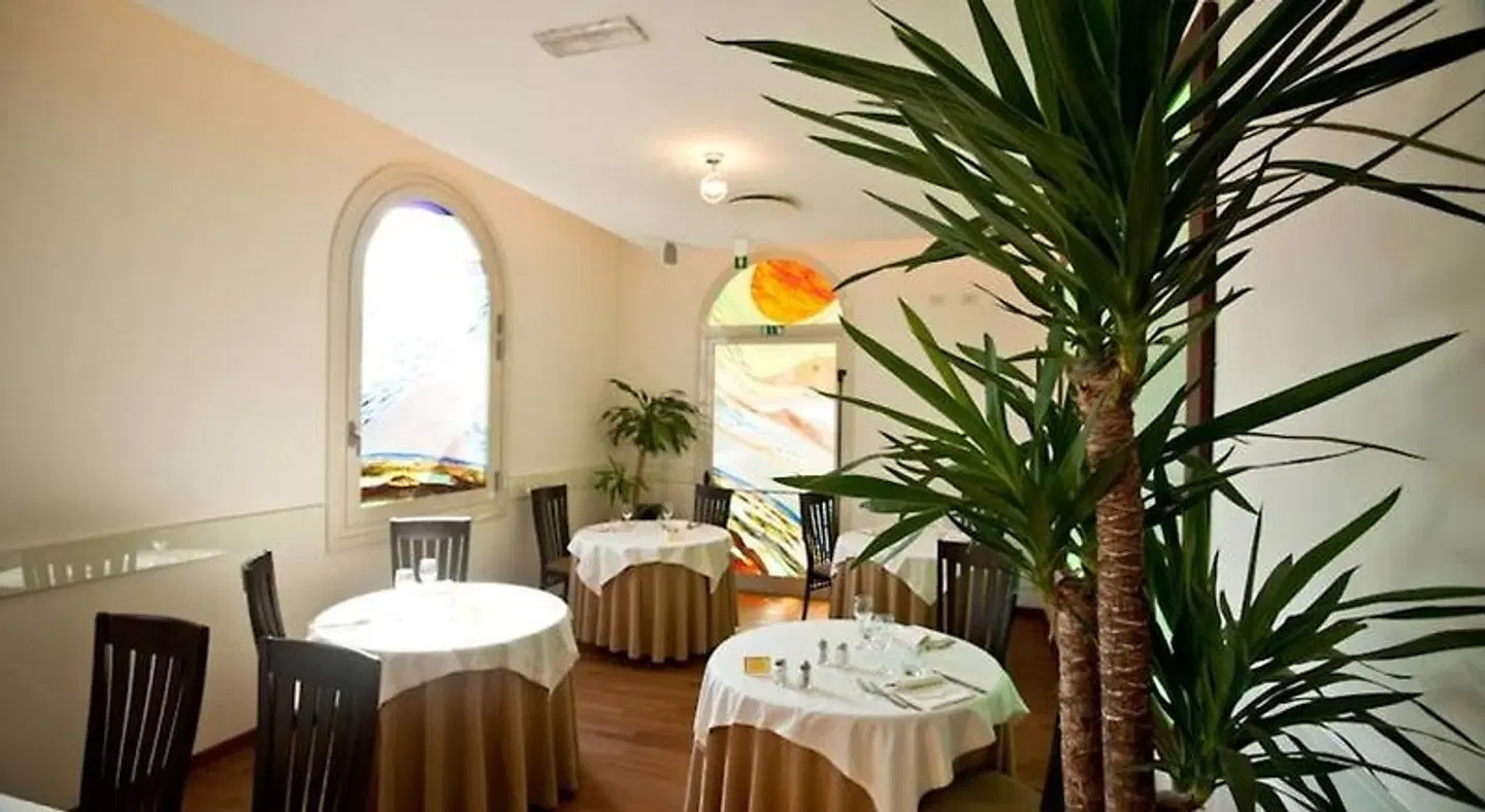 Hotel Le Cardinal Restaurant