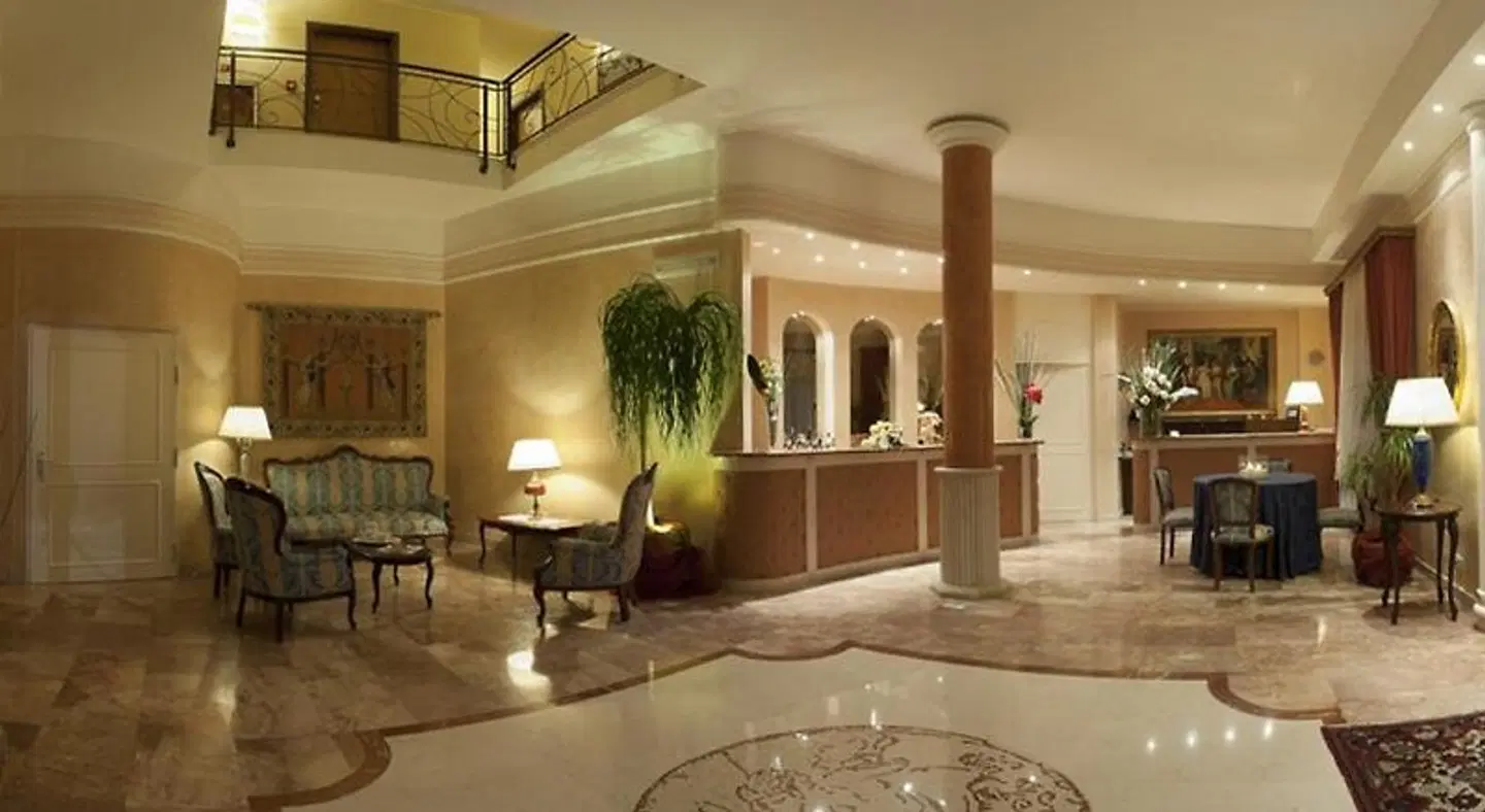 La Corte di Opaka LOUNGE_LOBBY