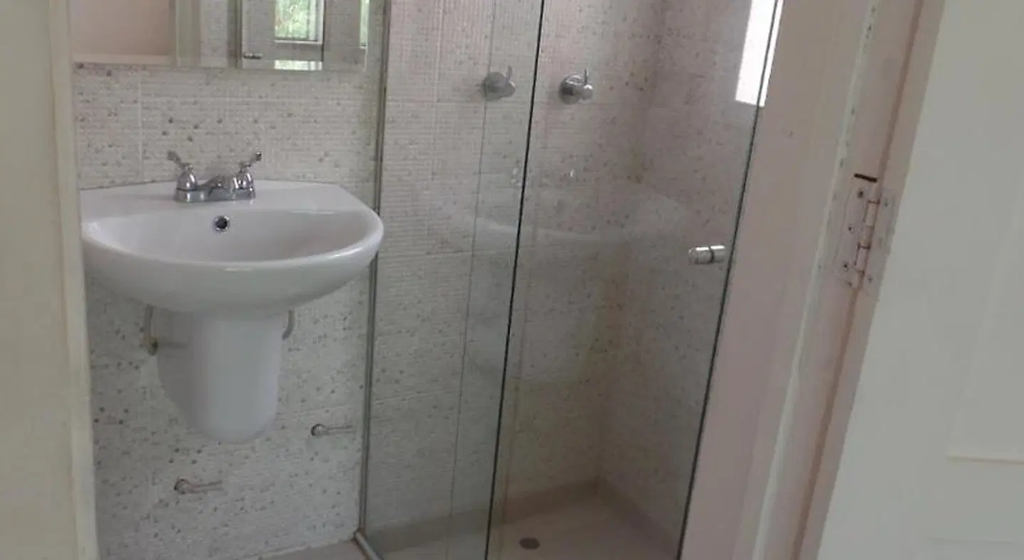 Hostal El Patio Badezimmer