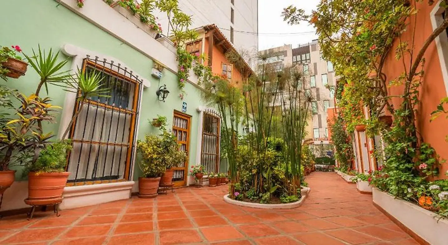 Hostal El Patio EXTERIOR