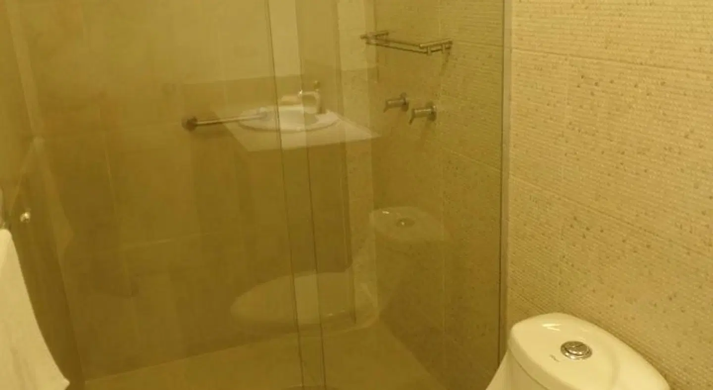 Hostal El Patio Badezimmer